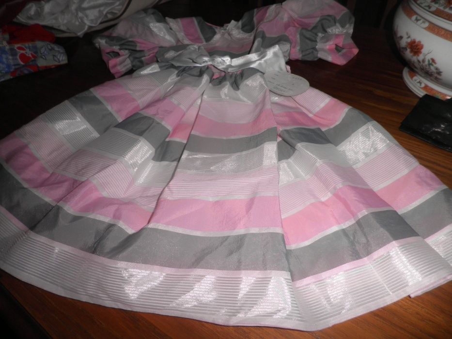 Vendo Vestidos que dá para casamentos festas eventos