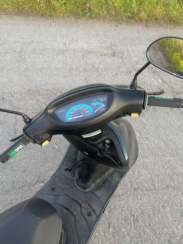 Скутер Honda Tact AF30