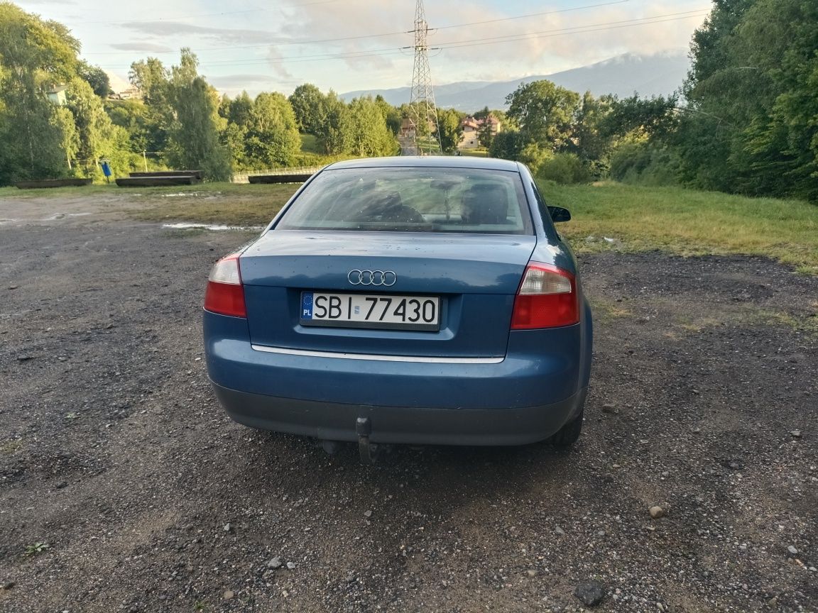 Audi A4 b6 1,9 TDI 130 KM 2001
