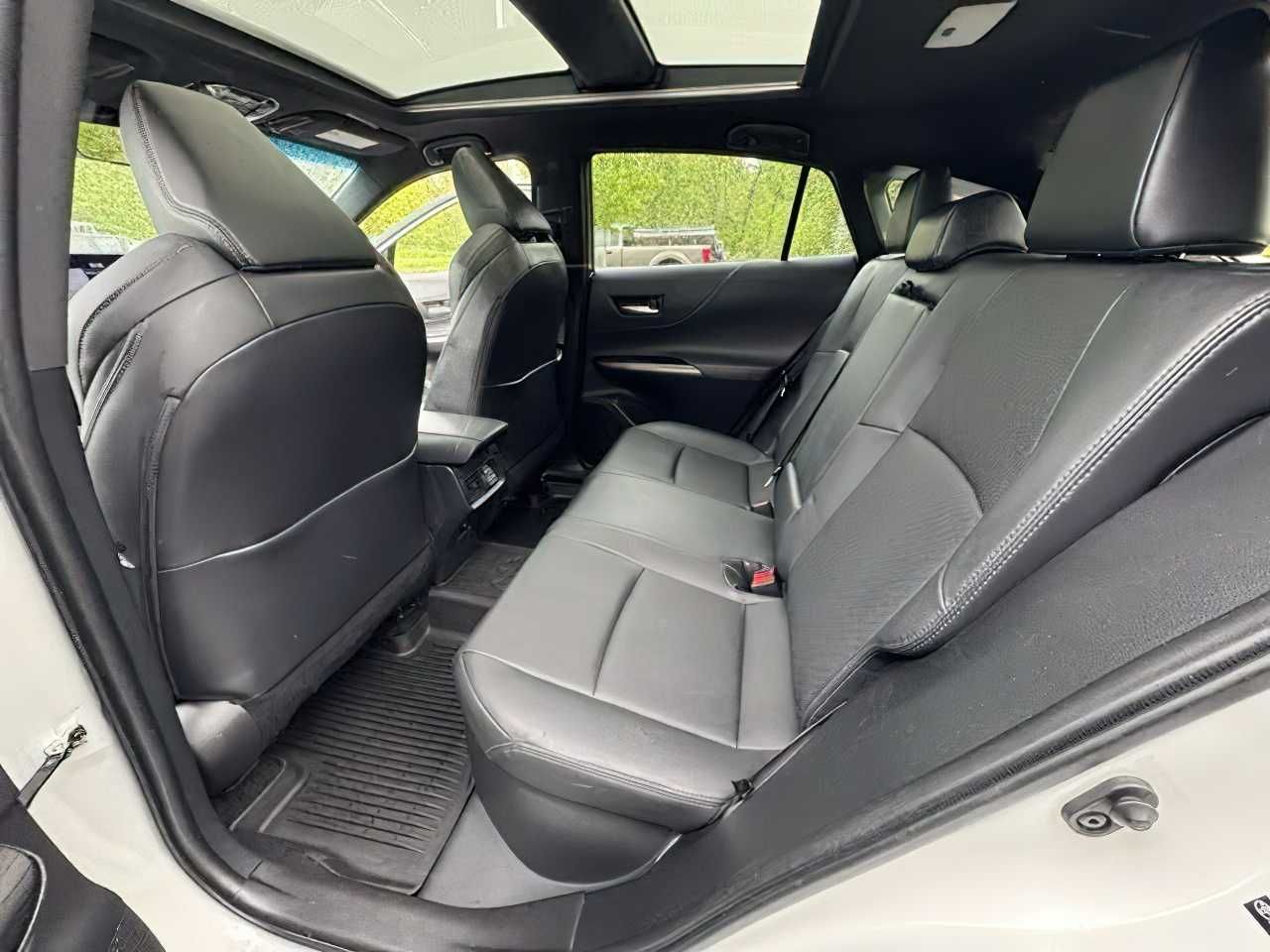 Toyota  Venza Limited      2021