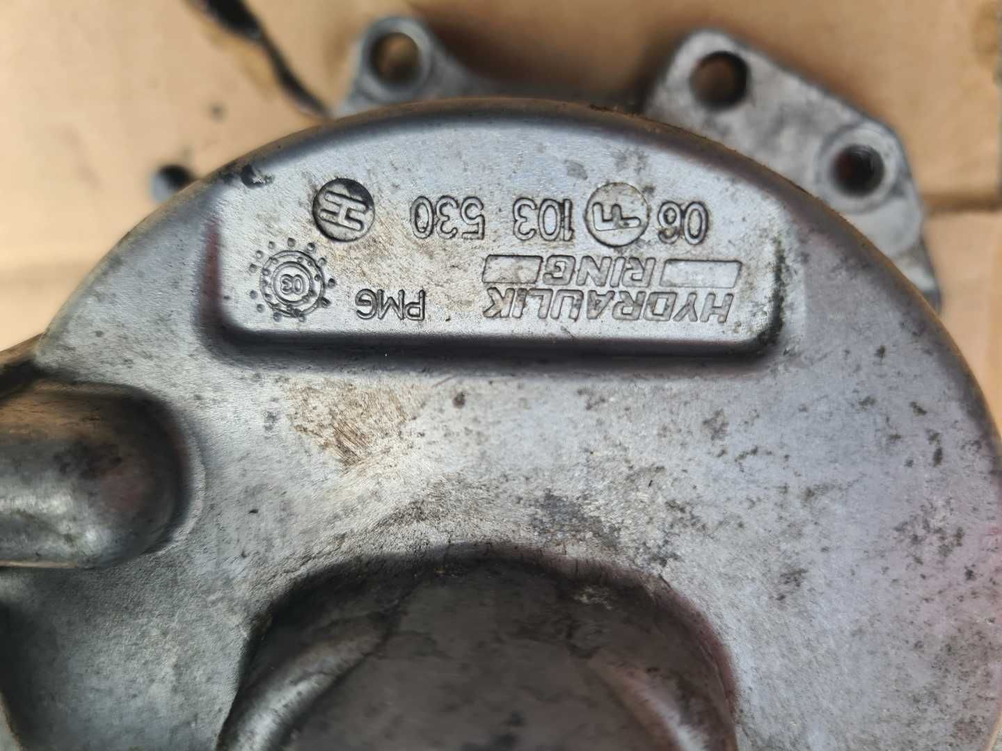 Obudowa Wariatora 2.0 TFSI Czujnik Faz Audi A3 A4 A6 06F103530P