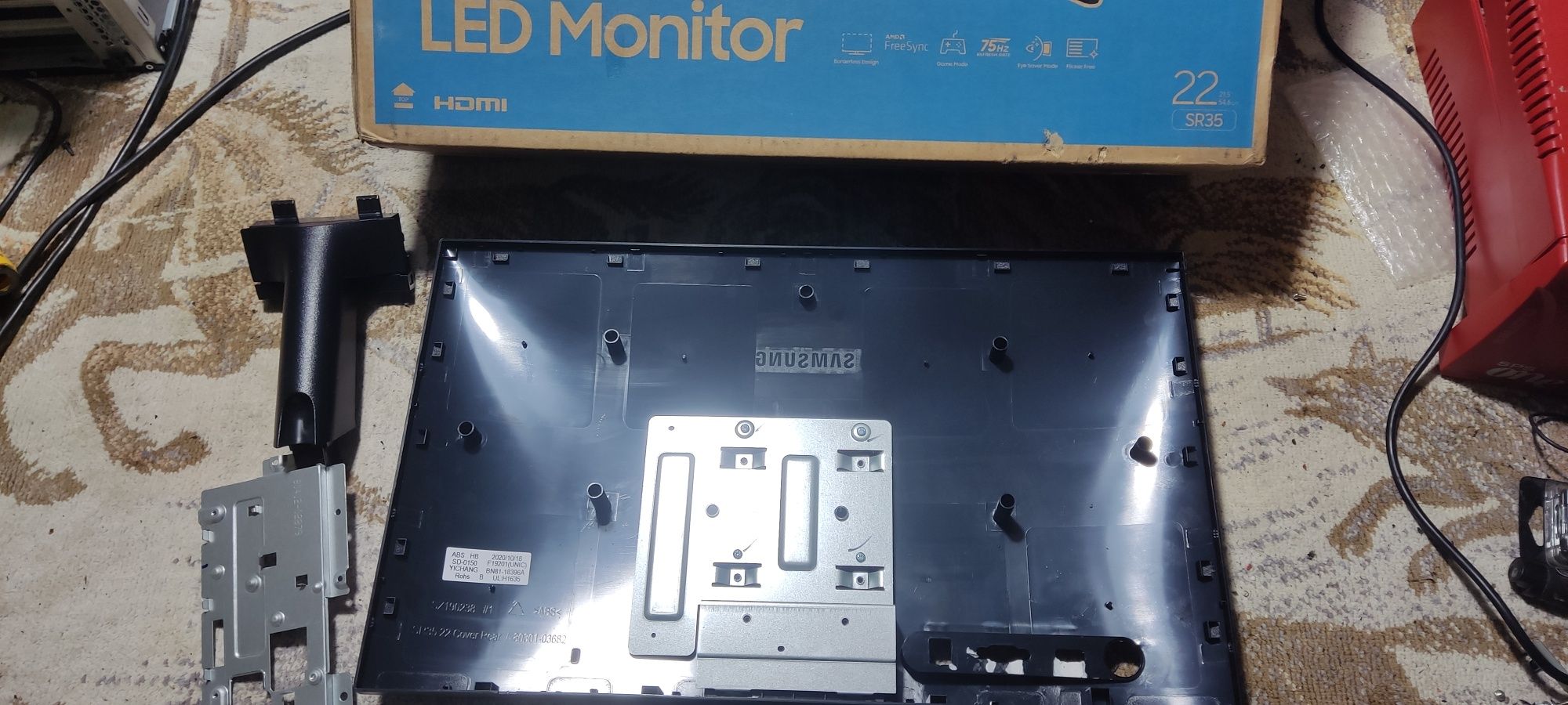 Монитор Samsung S22R350FHI (разборка)