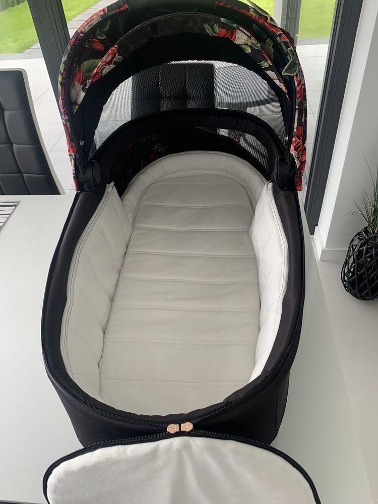 Gondola Cybex Spring Blossom Dark
