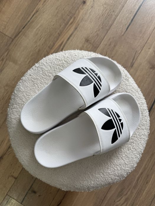 Шльопанці оригінальні Adidas, розмір 37/38
