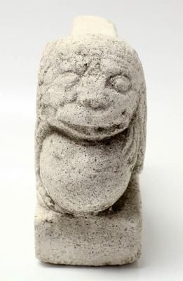 Escultura oriental leão