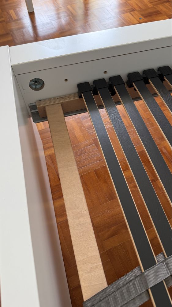 Cama 90x 200 Malm IKEA + Estrado LÖNSET