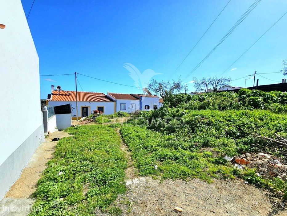 2 lotes de terreno para construção de moradia