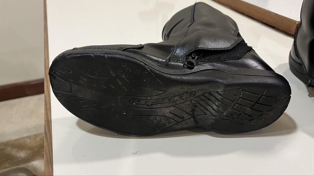 Botas Alpinstars em couro e GORE-TEX á prova de agua