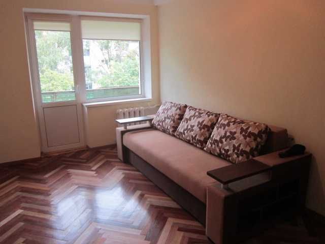 Сдам 2 х ком  Голосеевский пр 89, м Выставочный центр, Голосеевский рн