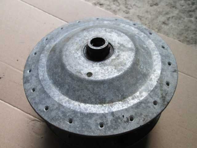 Cubo   macal de  frente    em bom  estado