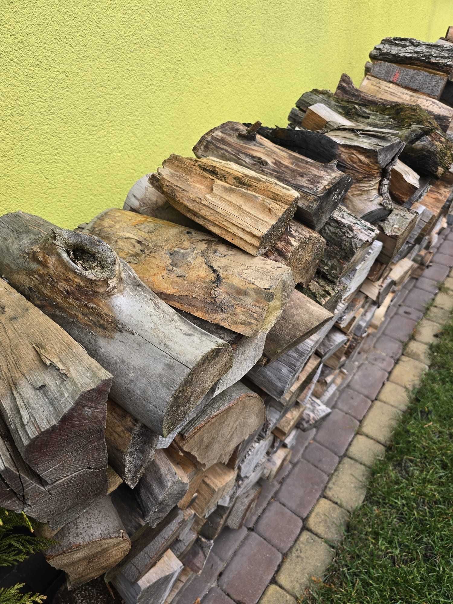 Drewno drzewo liściaste GRAB BUK połupane opałowe kominkowe SUCHE