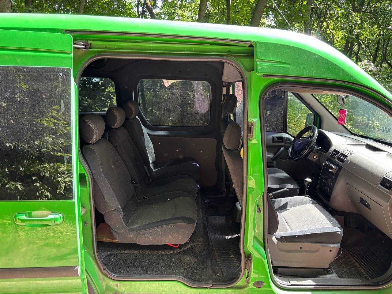 Ford Transit Connect 2004