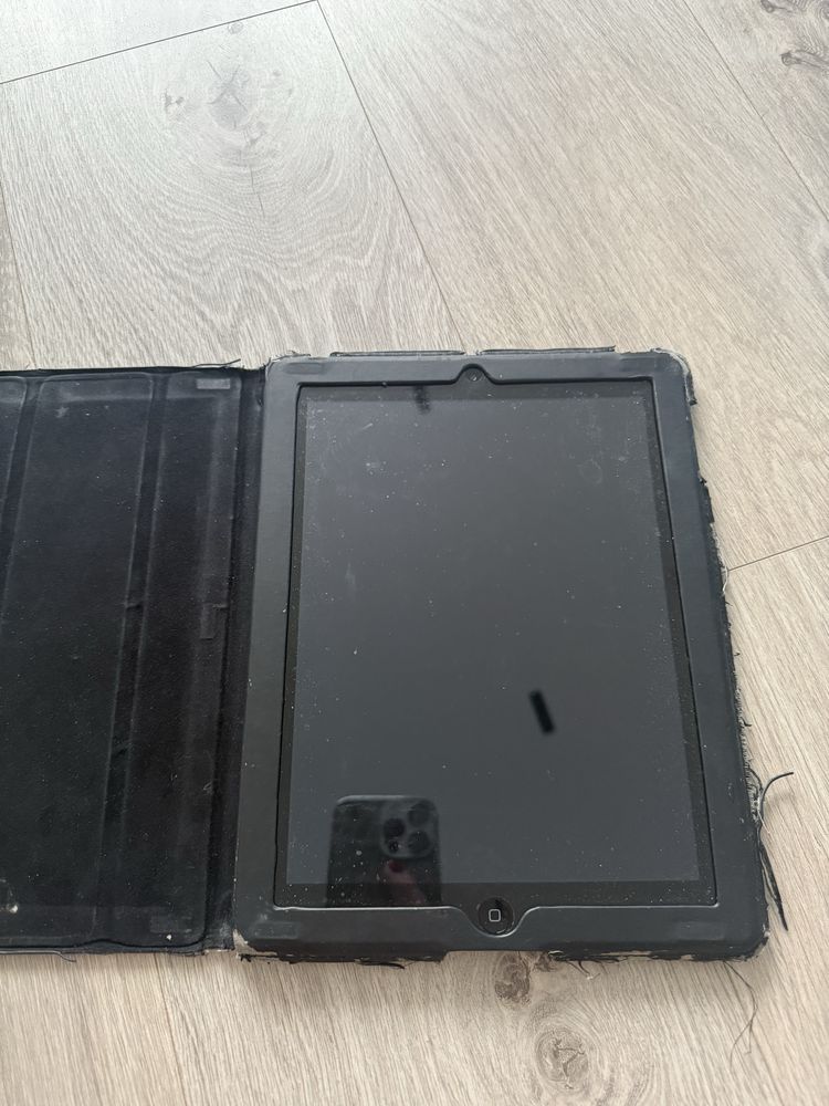 iPad 2 планшет apple с проблемой ютуба
