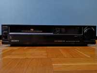 Magnetowid VHS marki SONY, model SLV-353VP