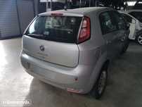 Fiat Punto Evo para peças