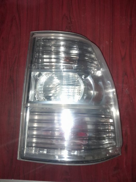 Задний фонарь паджеро вагон 4