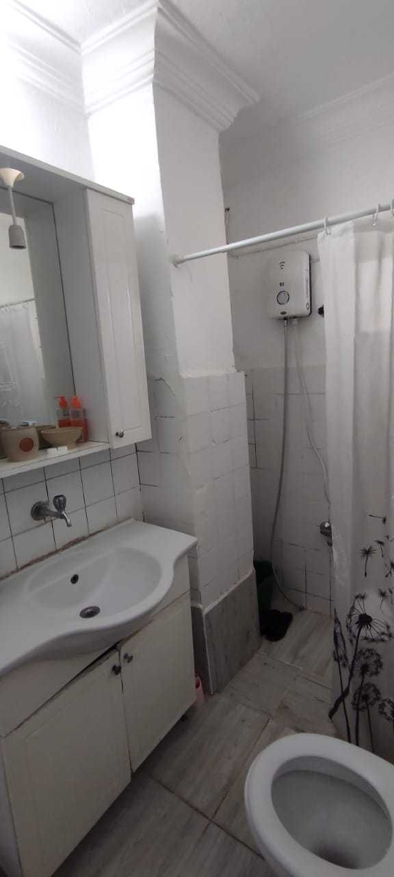 Квартира у моря в Турції, 2 уровня 110 м2, три кімнати + кухня студія.
