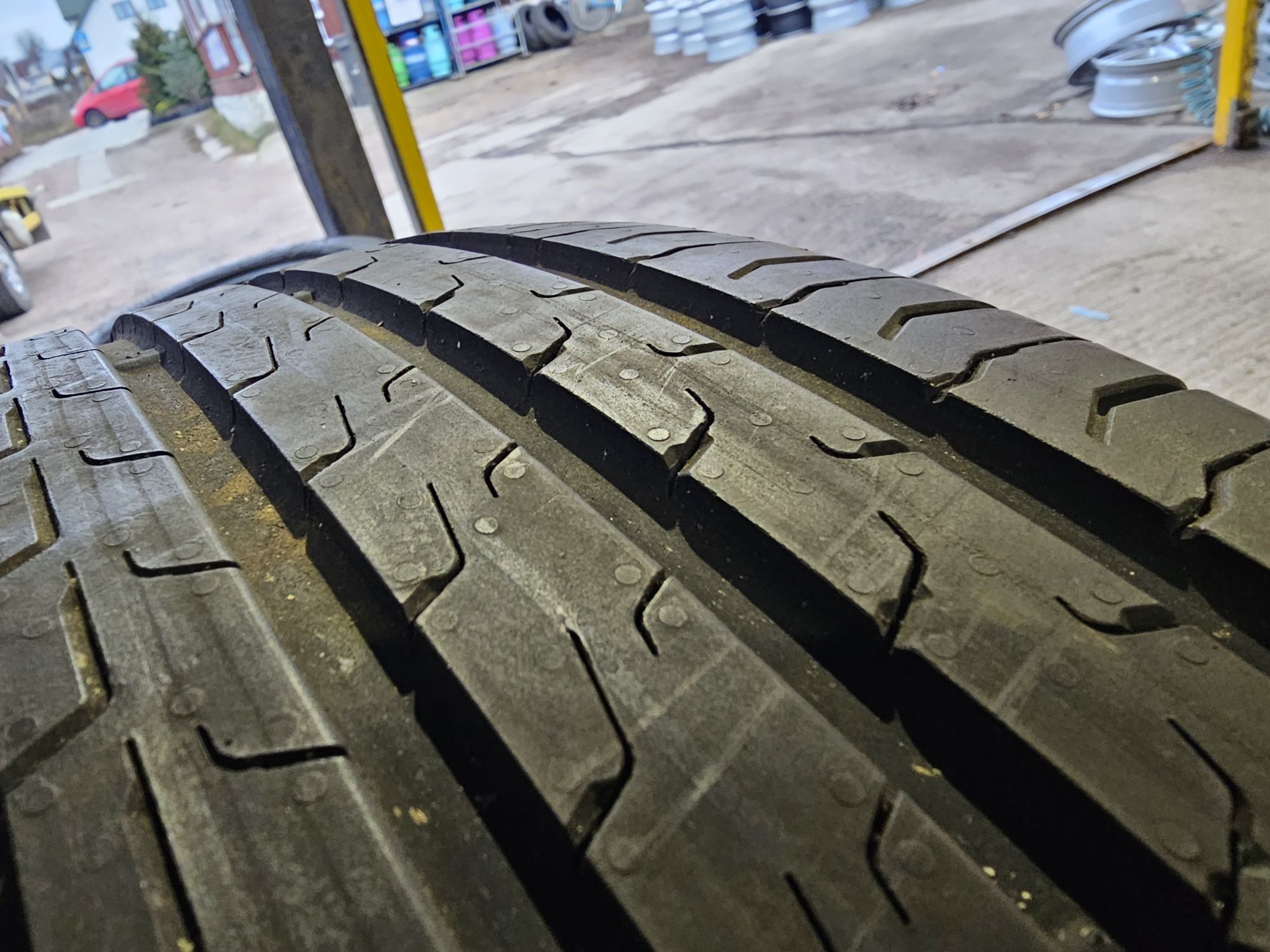Opony Letnie Nowe-Demo R19 235/55-Continental
