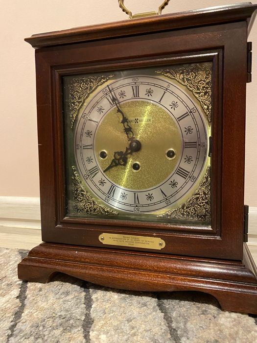 Piękny zegar kominkowy