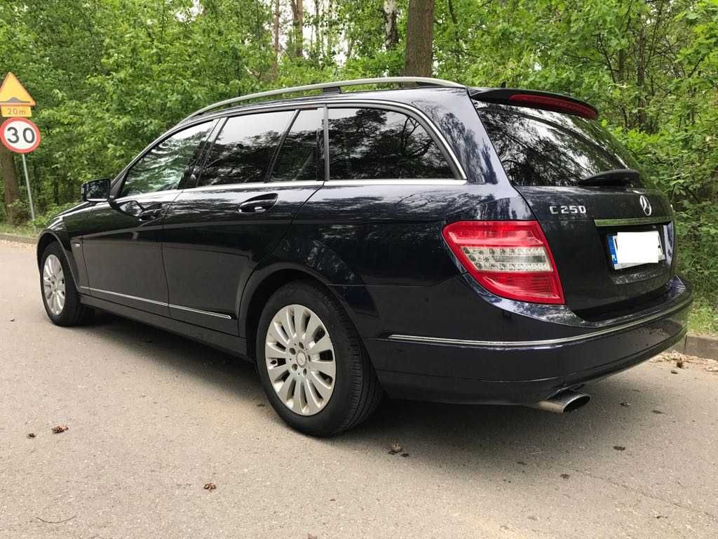 Mercedes-Benz Klasa C 250 (BlueEFFICIENCY) 7G-TRONIC Elegance