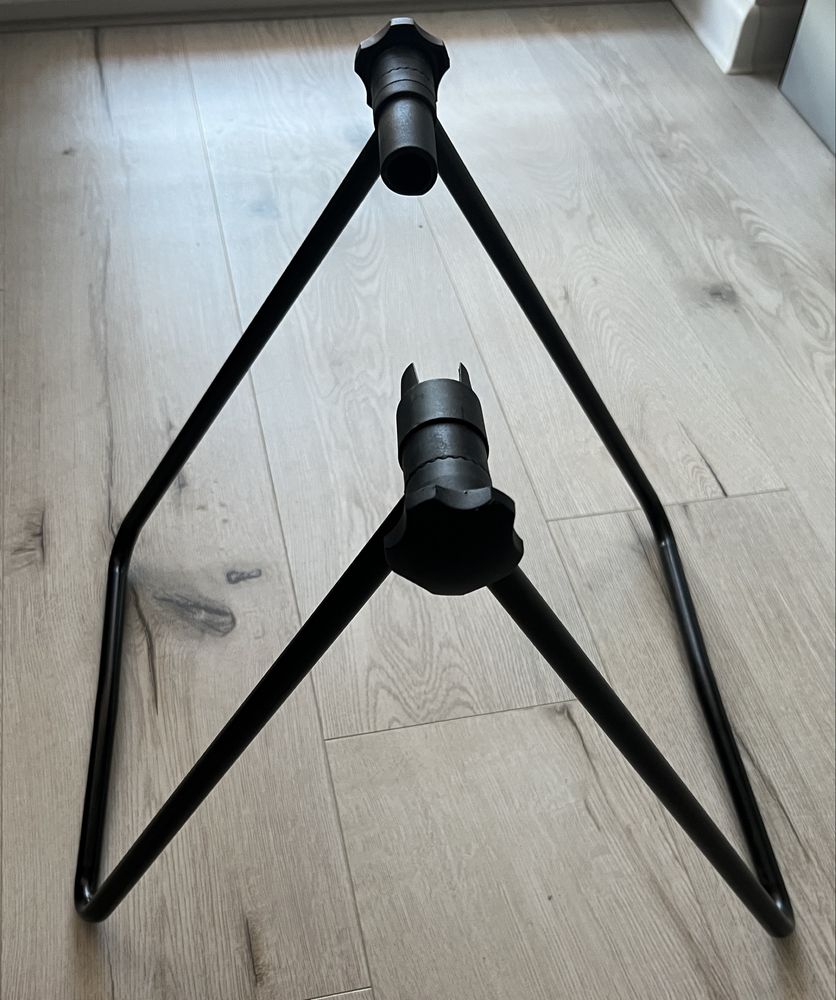 Stojak na rower pod tylne koło