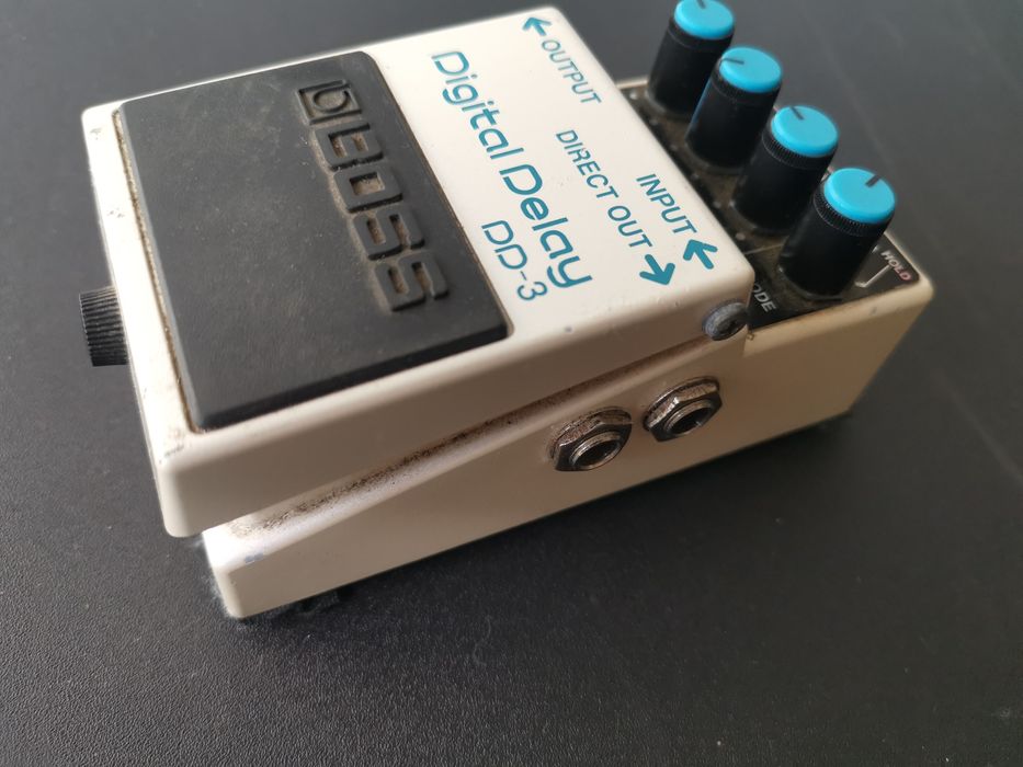 Pedal de guitarra Boss DD-3