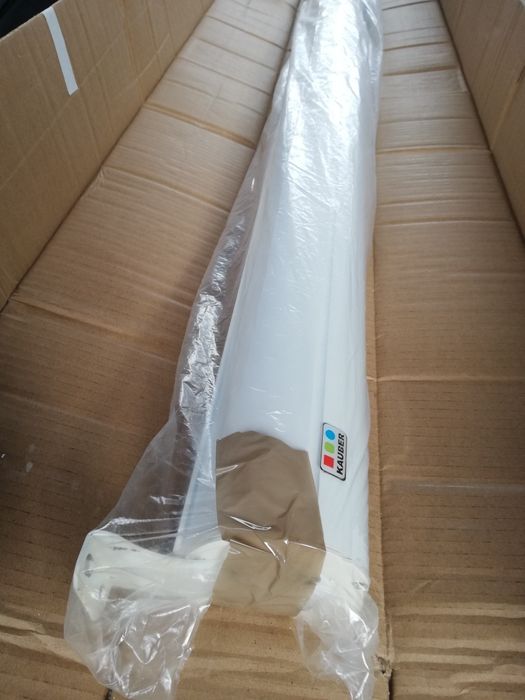 Ekran projekcyjny elektryczny Kauber White labe 200x150 MADE IN POLAND