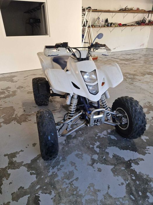 Mota4 Suzuki 400 cc