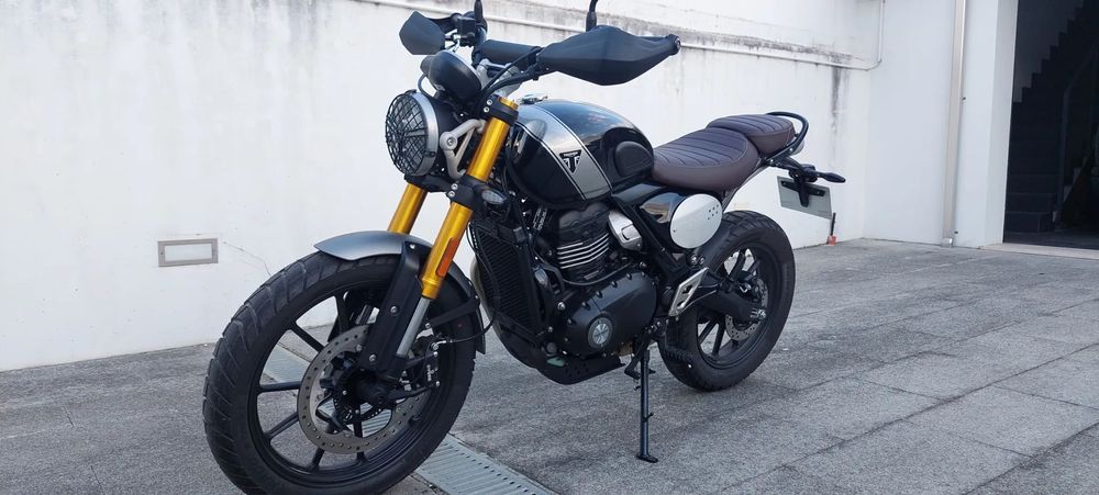 Triumph Scrambler  400 X