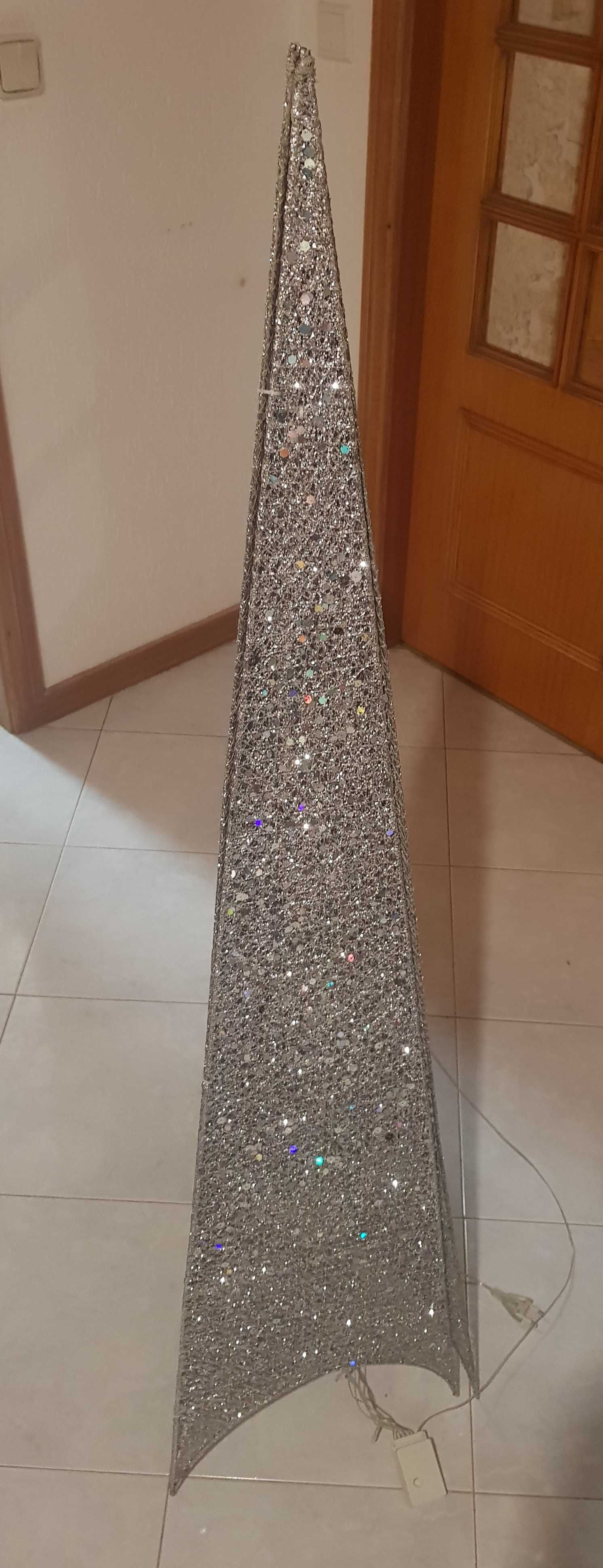 Arvore de Natal luzes incluidas no interior