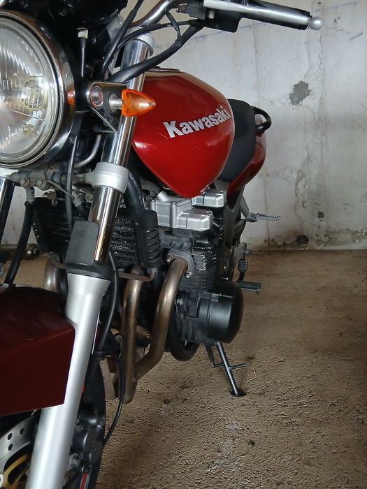 Kawasaki zr7 venda ou troca por mota 25/35kw