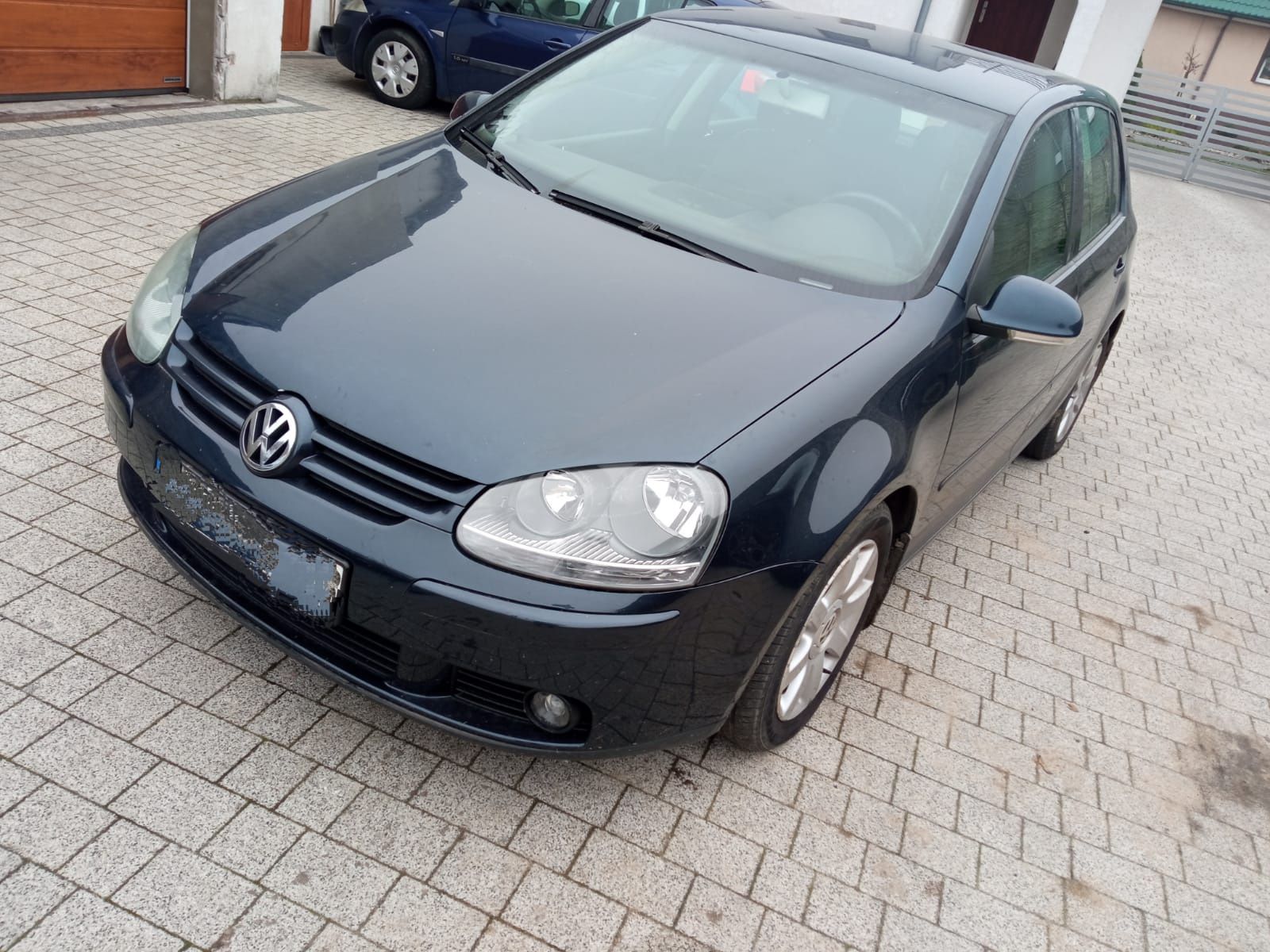 NA CZĘŚCI Volkswagen Golf 5 V 2.0 TDI BKD skrzynia KDM lakier LC5F