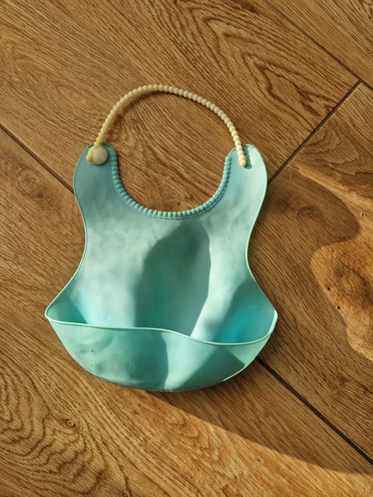 3 śliniaczki -kaftaniki do nauki jedzenia