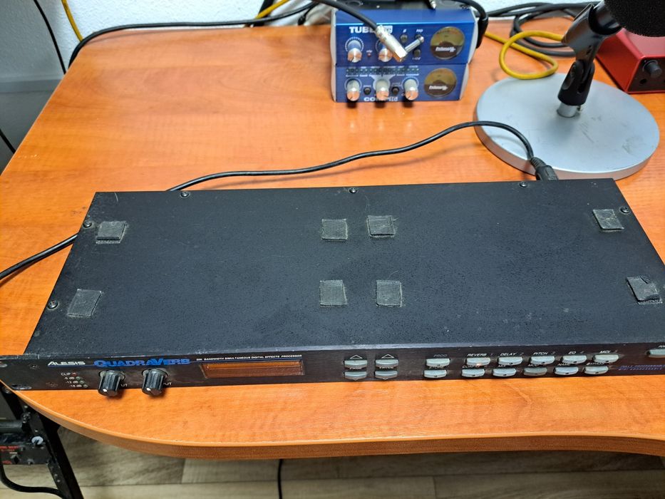 Alesis Quadraverb
