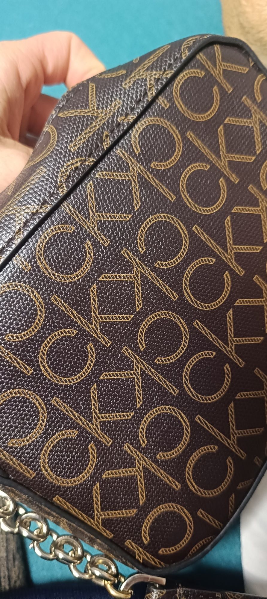 Torebka mała monogram Calvin Klein brąz