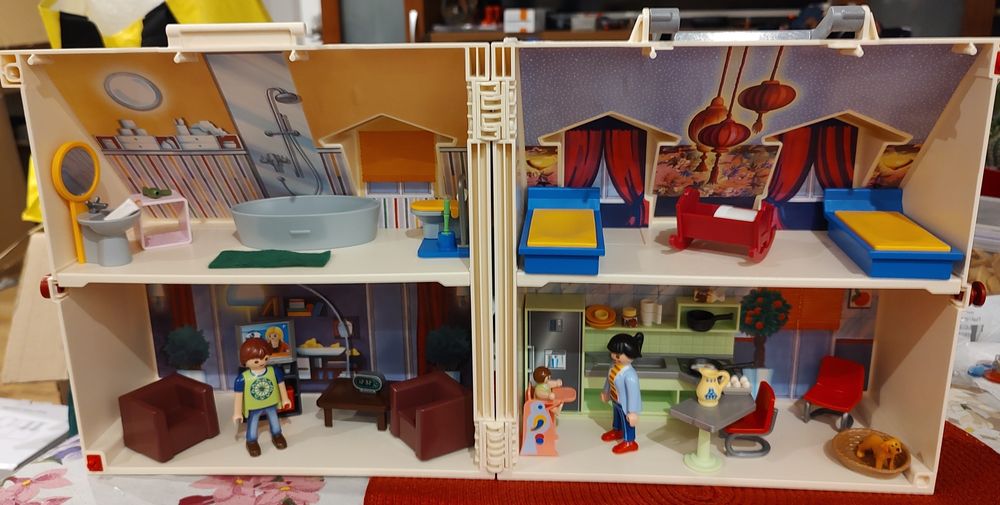 Domek dla lalek PLAYMOBIL