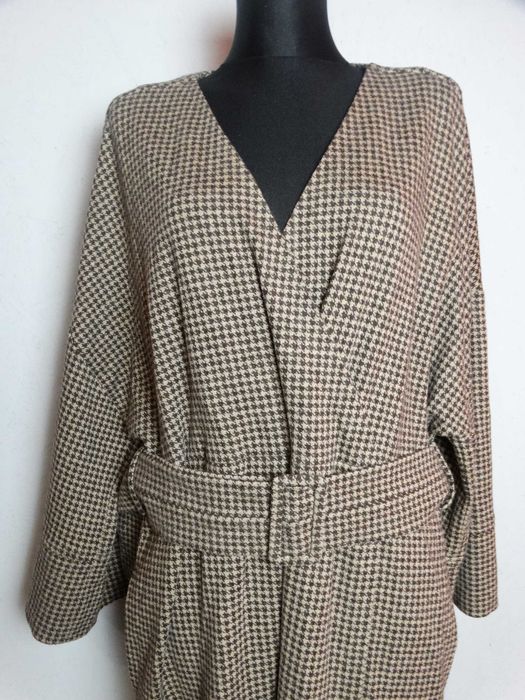 Sukienka w pepitkę z paskiem Josephine & Co 46 xxxl