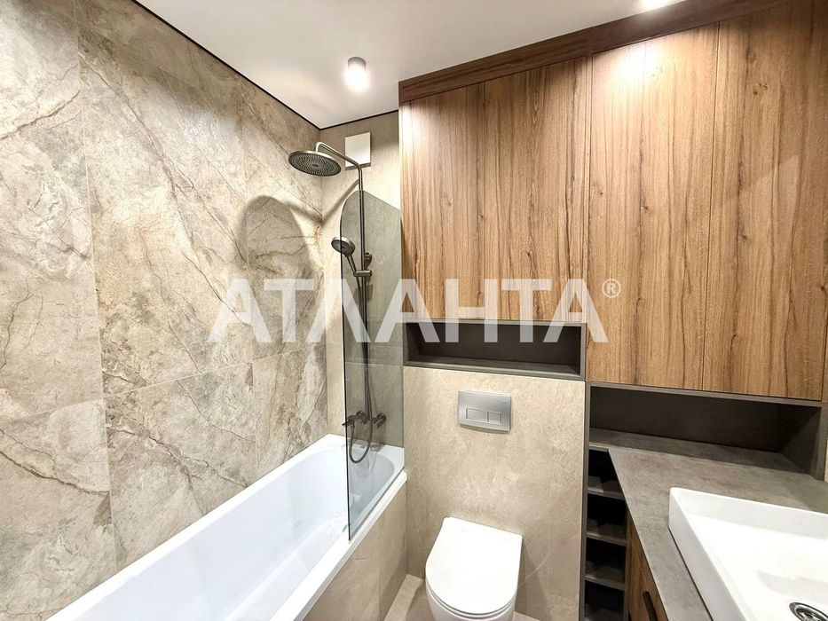 Нова квартира з ремонтом біля Victoria Gardens — заїжджай і живи