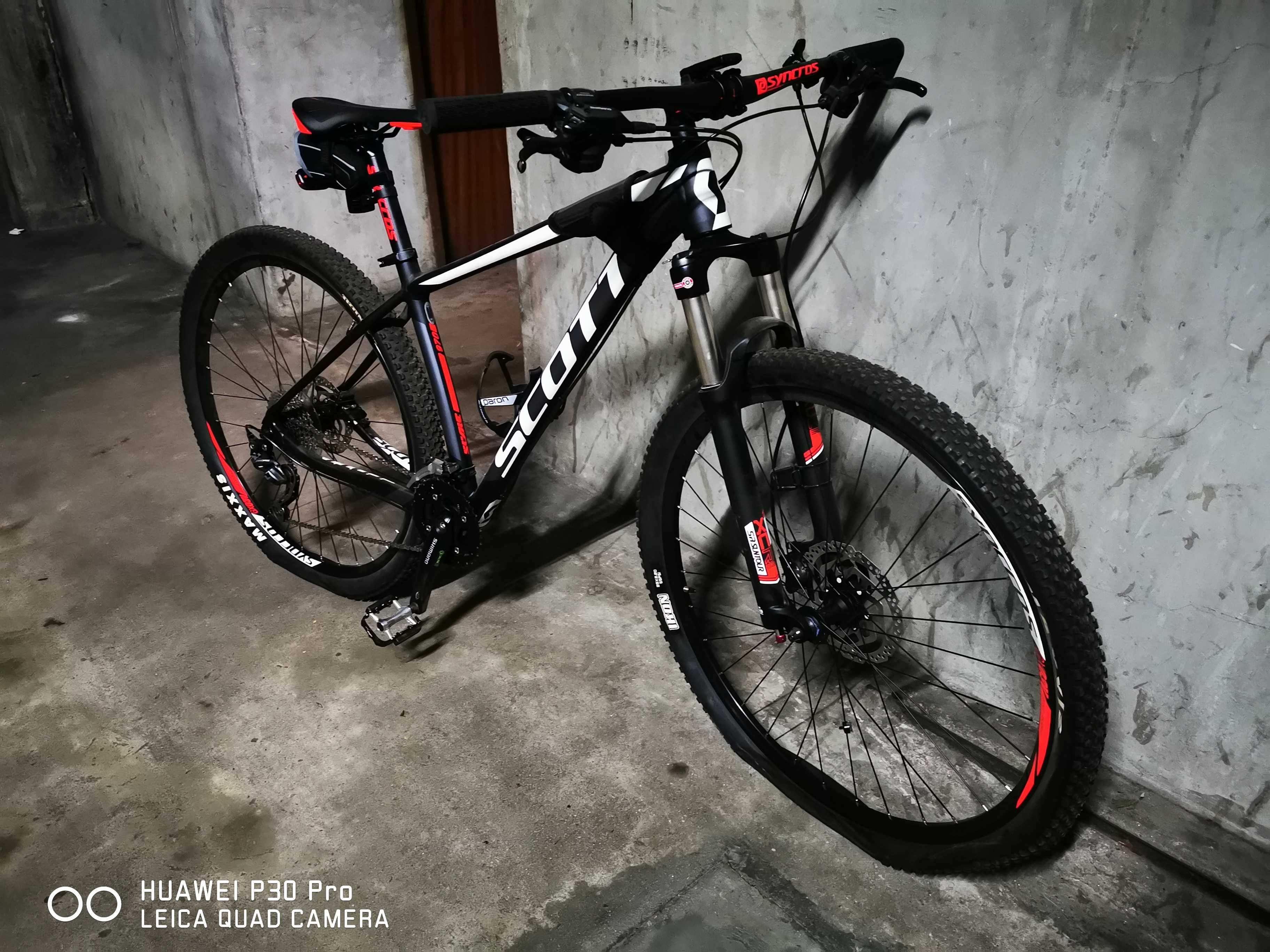 Bicicleta BTT como nova