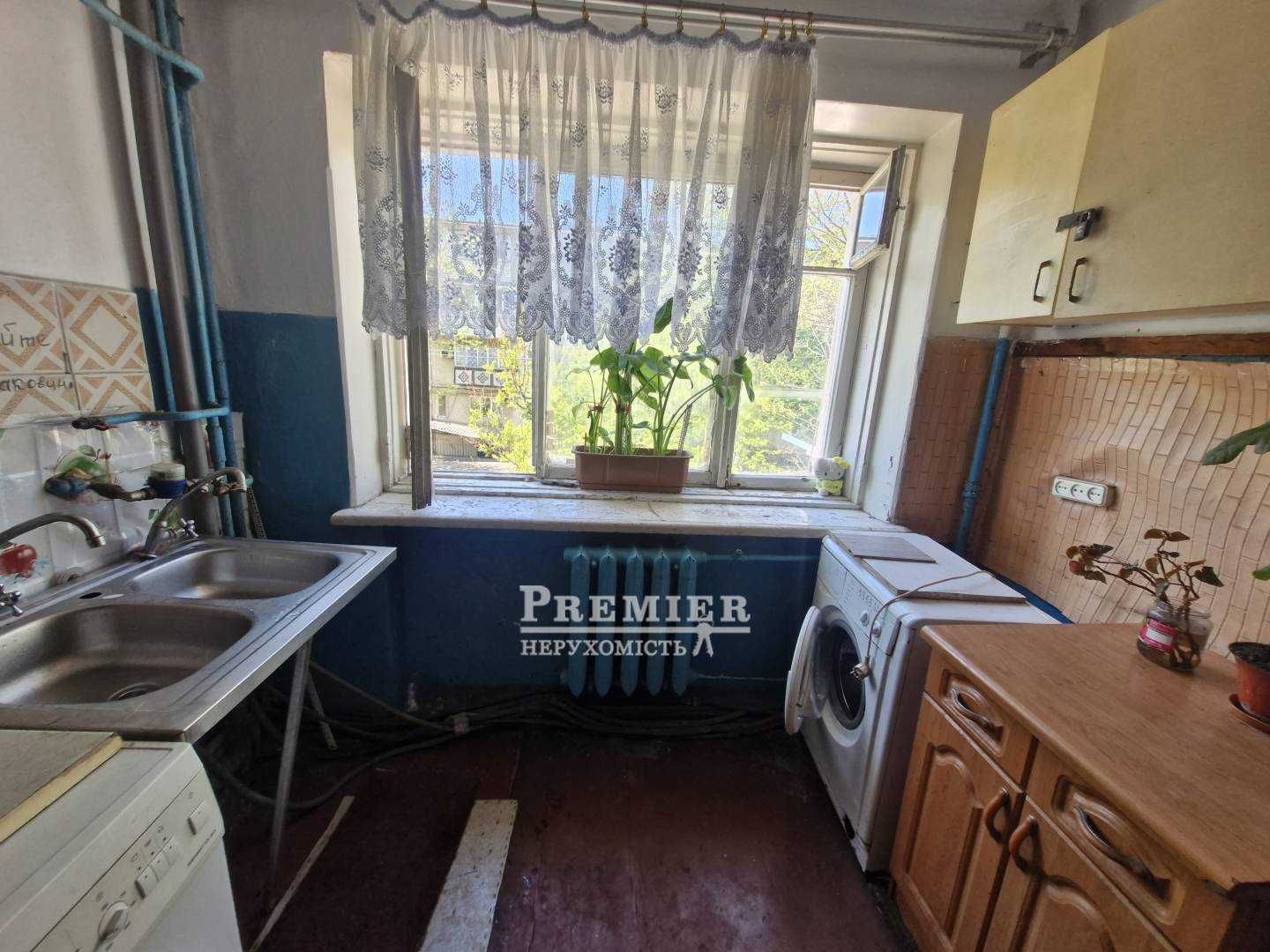 До продажу кімната у комунальній квартирі