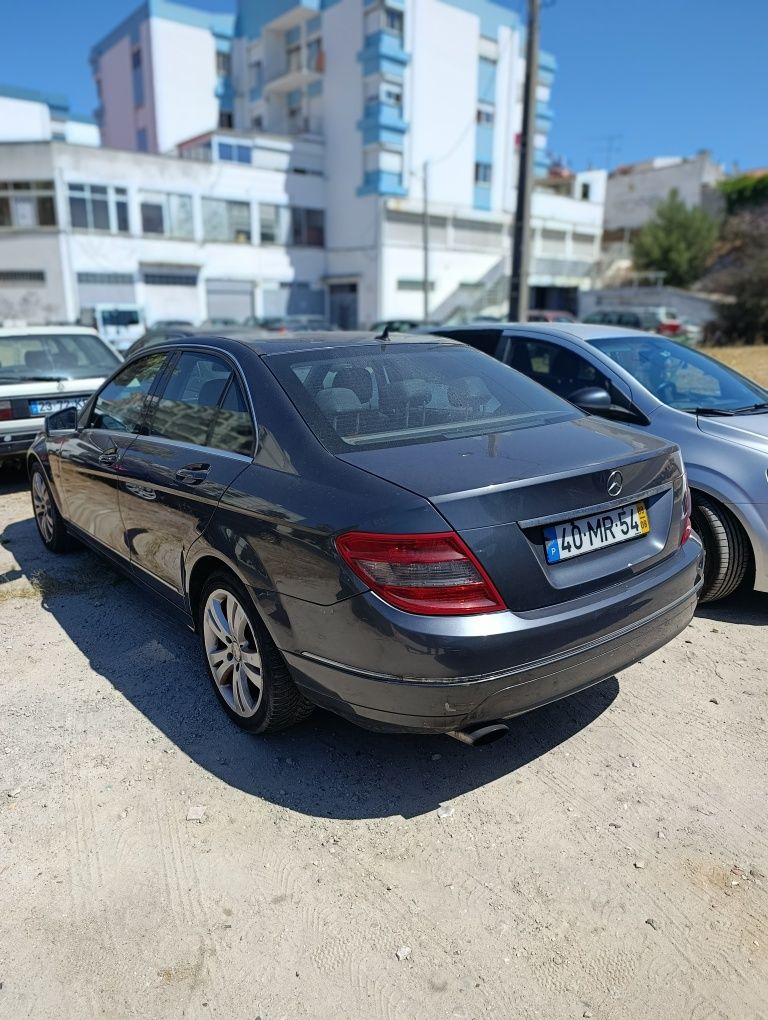 MERCEDES-BENZ C-Class 2.1 C 220
