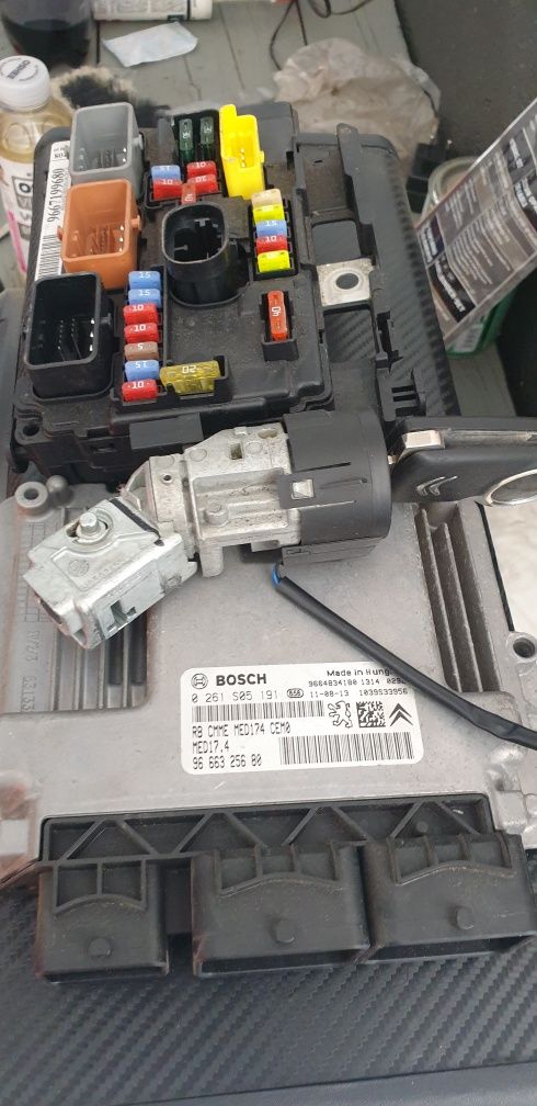 Komputer ecu zestaw startowy ds3 citroen peugeot 207 1.6 thp
