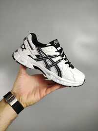 Asics Gel-Kahana 8 White Black