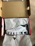 NOWE!!MęskieNikeShox`ModnySneakersy WhitePiękneUnisex.45