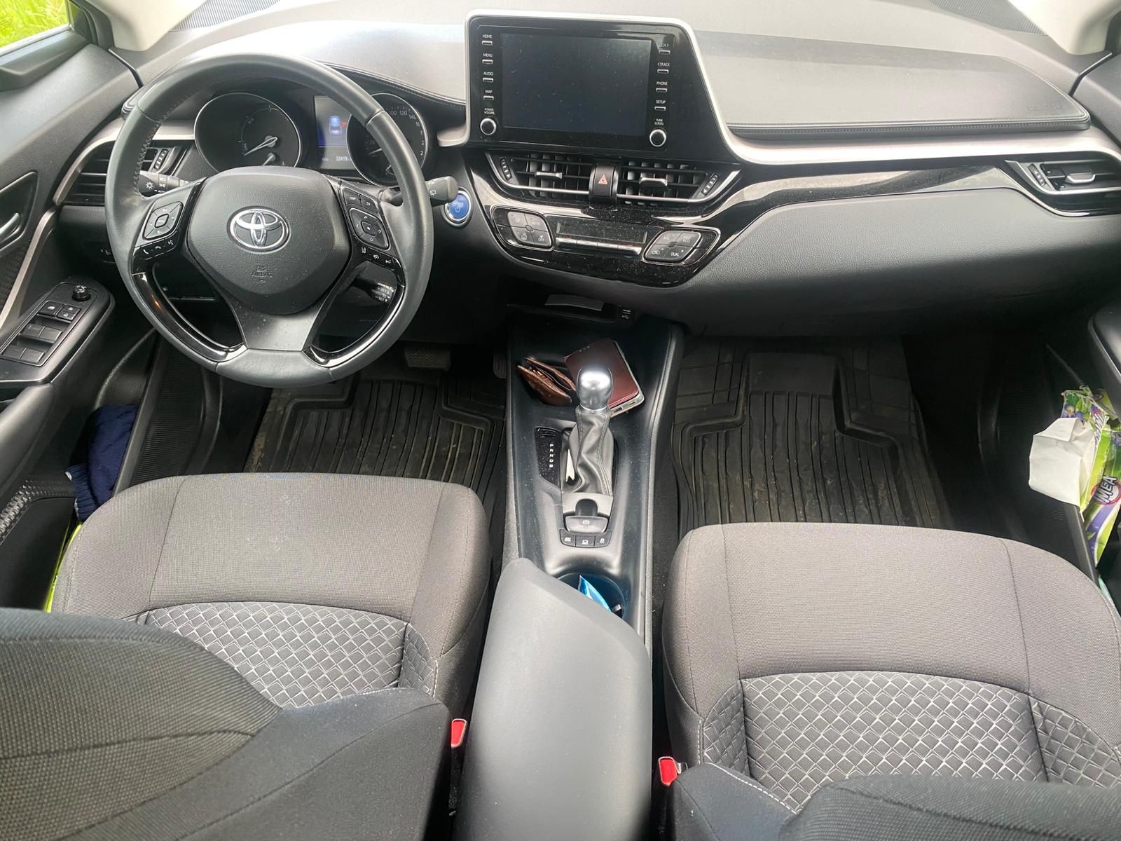 TOYOTA C-HR 2023 r. hybryda