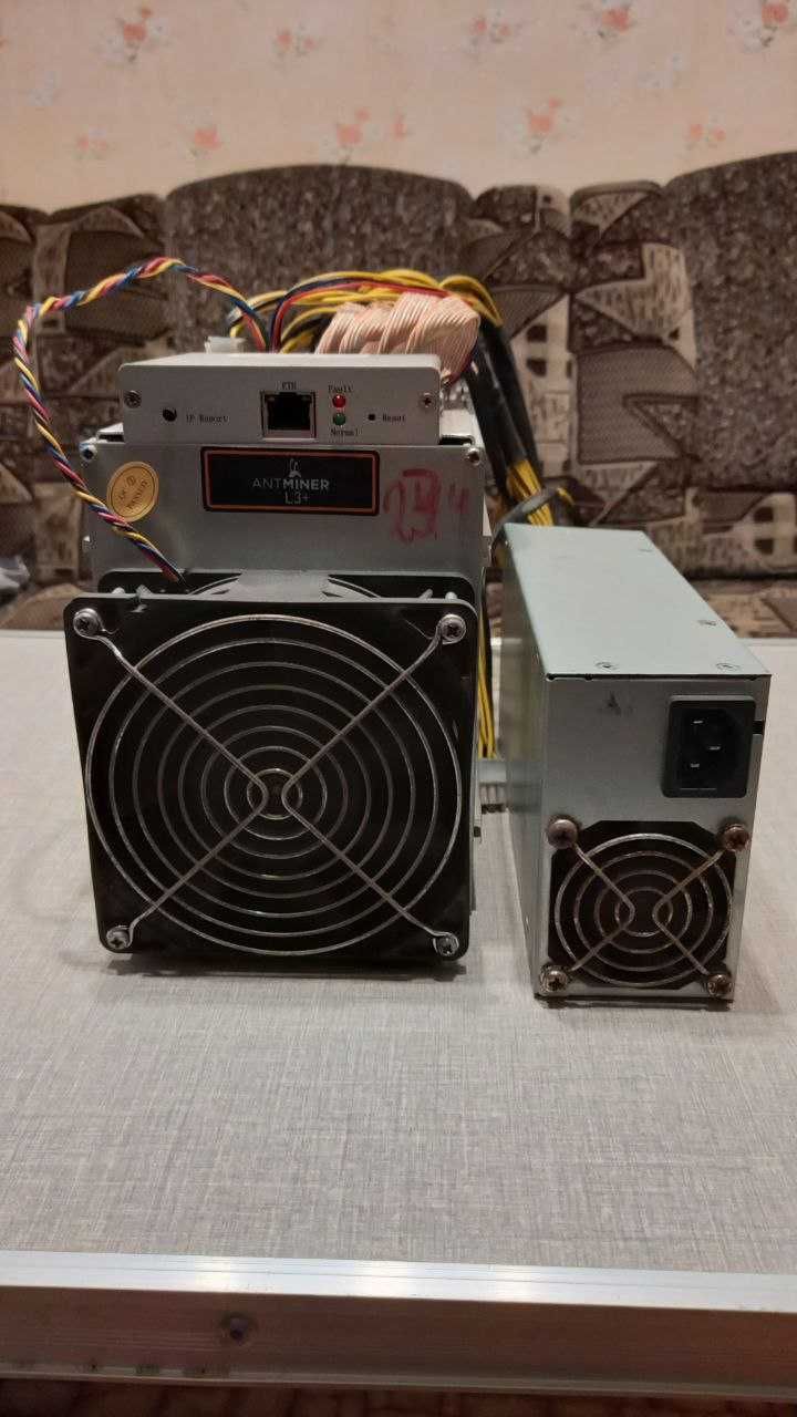 Antminer L3+ с блоком питания
