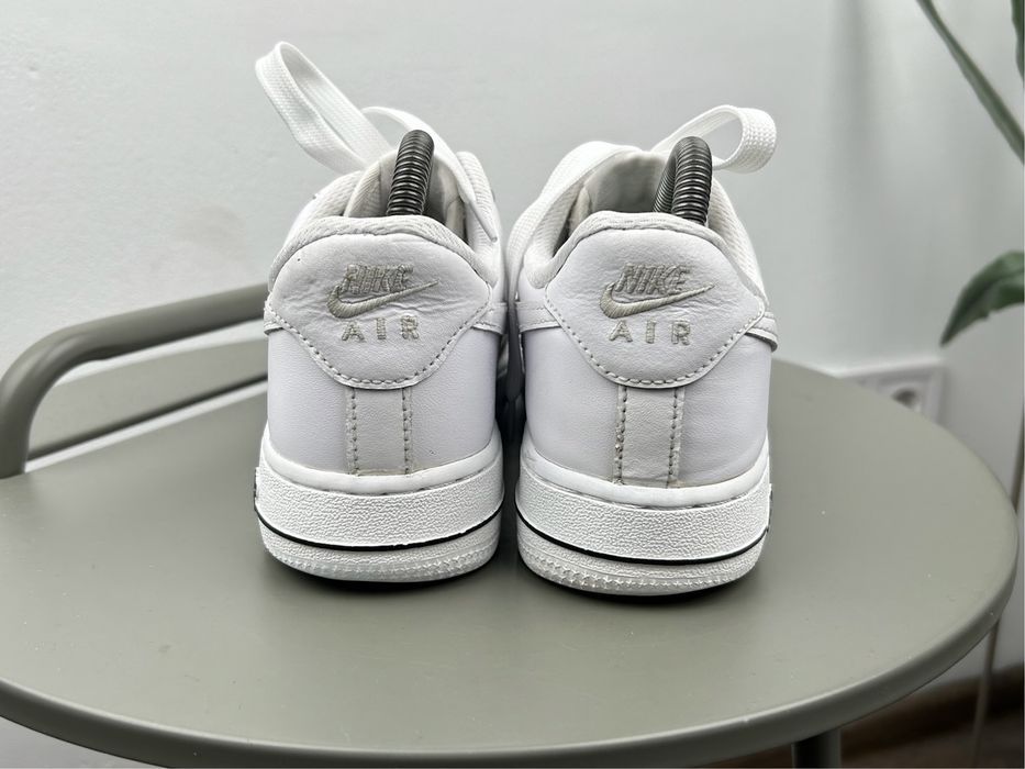 Оригінал! Кросівки шкіряні Nike Air Force 38 розмір 02199