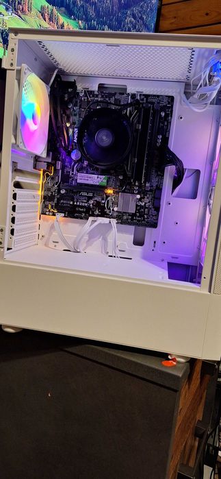 Komputer do nauki/gier ryzen/16gb ram/ssd/nowy zasilacz i obudowa