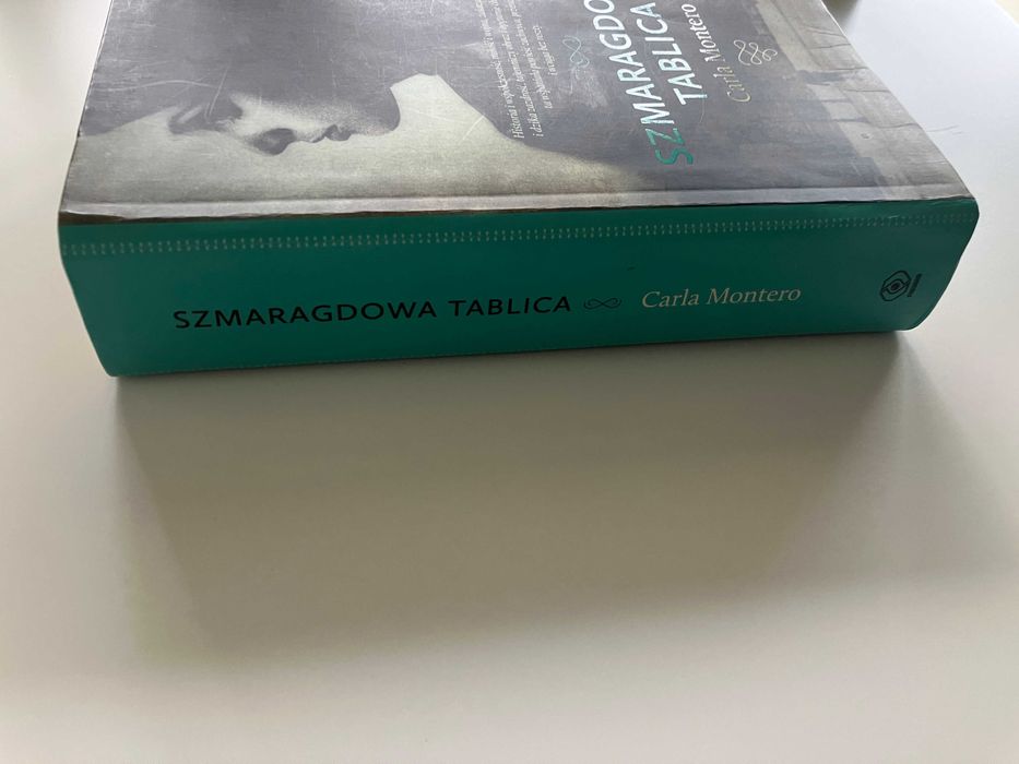 Książka "Szmaragdowa Tablica" powieść