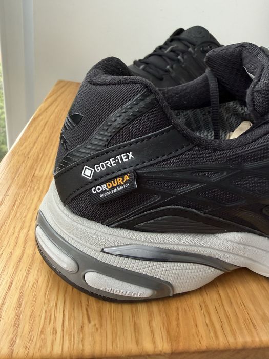Adidas Adistar Cushion GORE-TEX Cor Dura | IG6929 НЕ ПРОМОКАЮТЬ 43